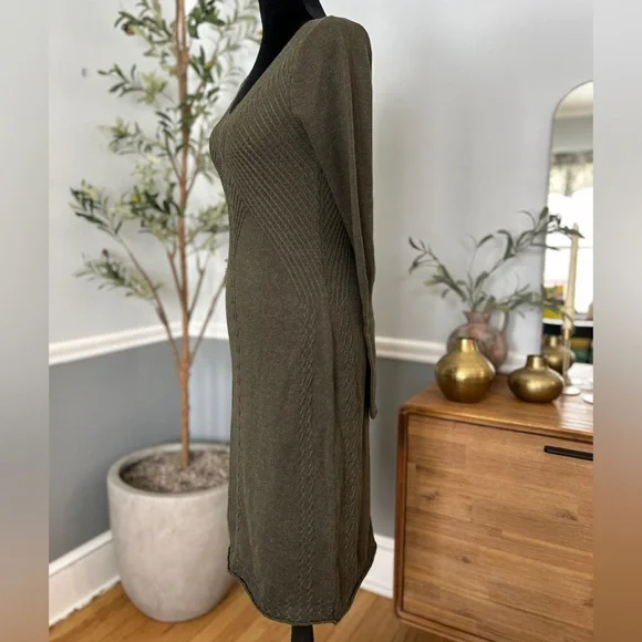 Max Studio Stitched Sweater Dress, NWT - Picture 3 of 10